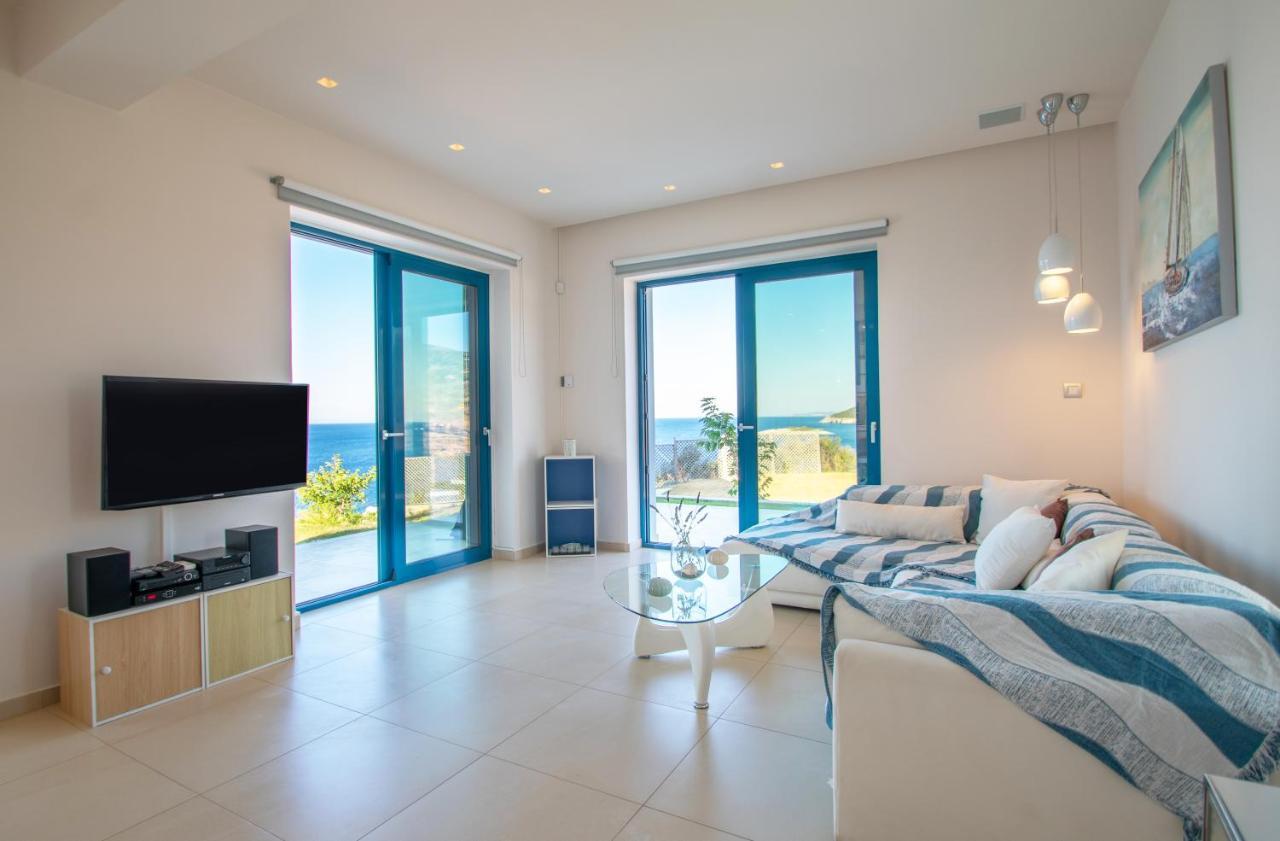 Villa Thalassa - Deja Vu Villas Agios Nikolaos  Buitenkant foto